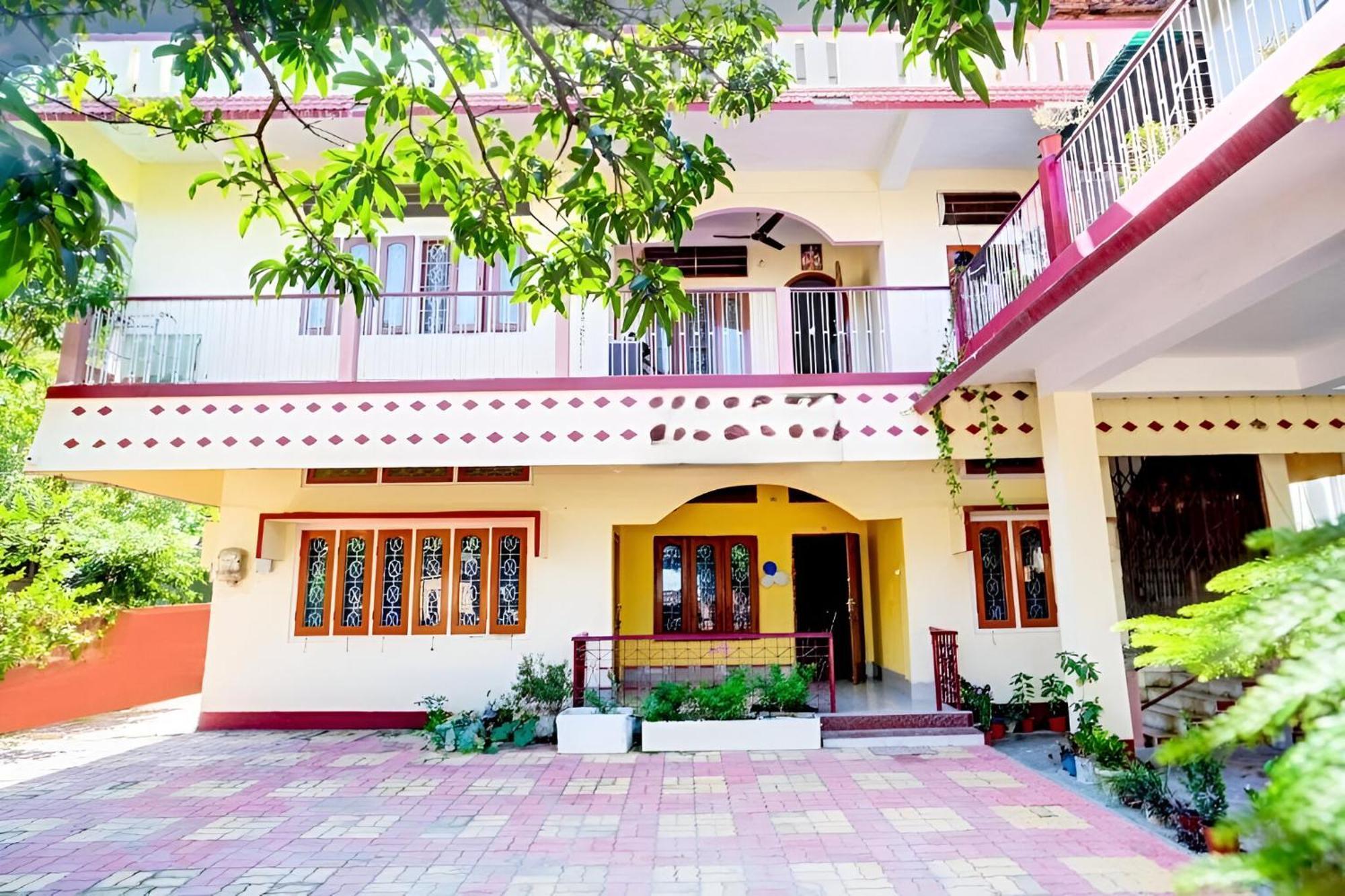 Capital Heritage Homestay Γουβαχάτι Εξωτερικό φωτογραφία